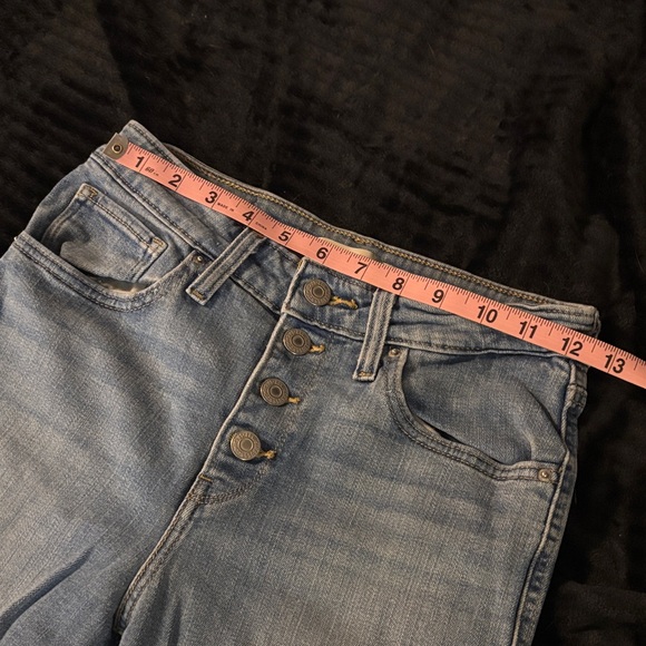 Levi's Denim High Rise Slim Fir Jeans - Picture 13 of 13